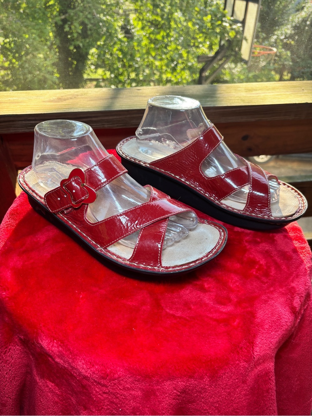 Alegria PG Lite Barcelona BAR-104 Sandal Red Patent Leather Size 40/9 Butterfly